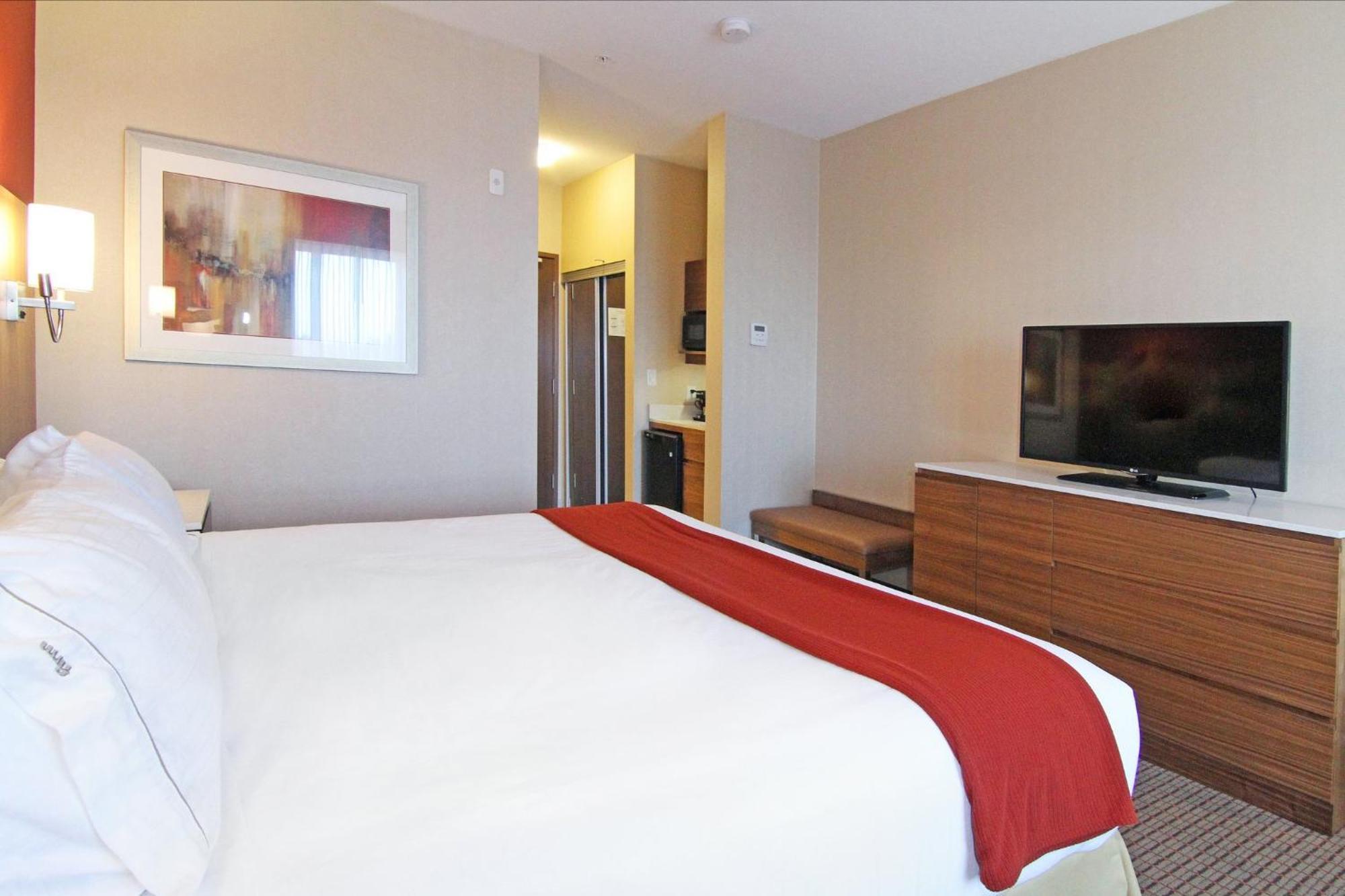 Holiday Inn Express And Suites Calgary University By Ihg Esterno foto
